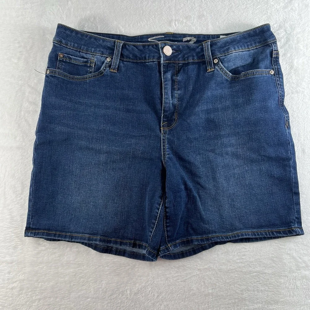 Seven7 Size 16 Weekend Shorts Denim Rolled Cuffed Women's Long Bermuda Stretch